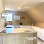 2 Bedroom Sleeps 4
