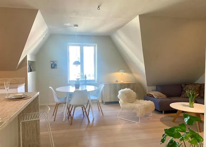 2 Bedroom Sleeps 4 Apartment Stavanger