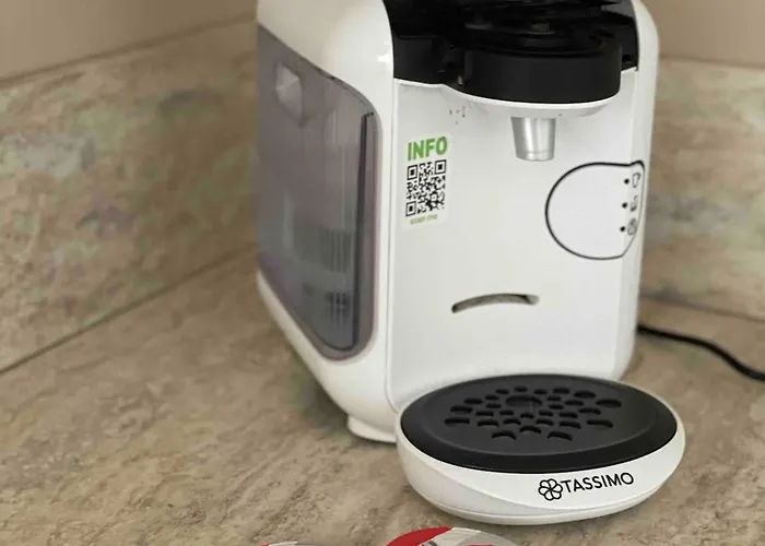 Apartment 2 Bedroom Sleeps 4