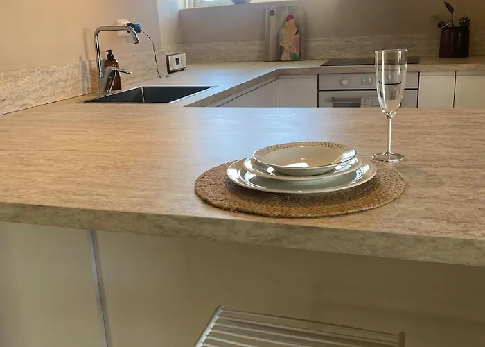 2 Bedroom Sleeps 4 * Stavanger