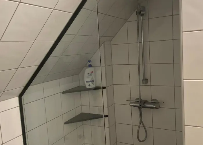 Apartment 2 Bedroom Sleeps 4